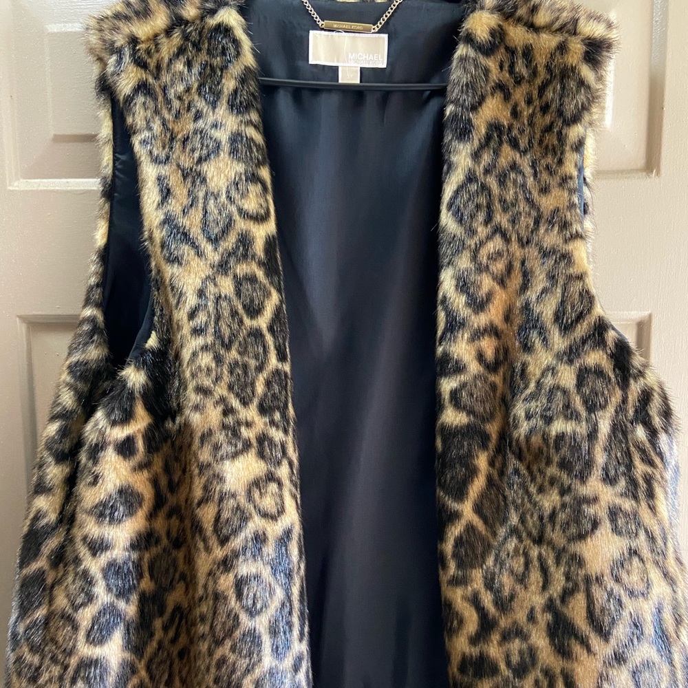vest